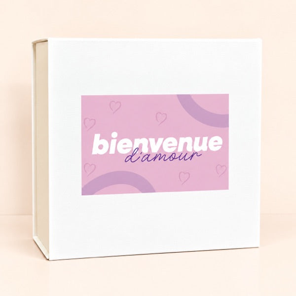 Boîte avec l'étiquette Bienvenue